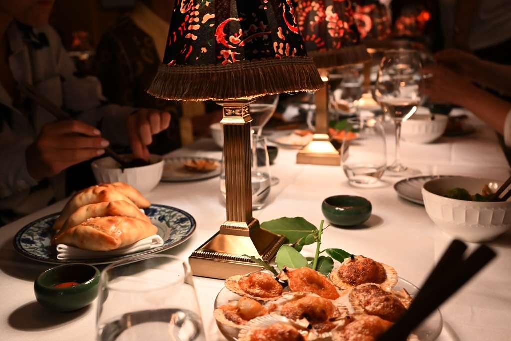 Villa Dagmar 斯德哥尔摩 餐厅 照片 A table at the restaurant