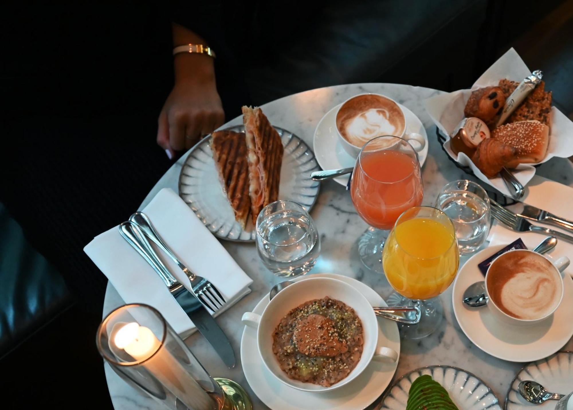 Villa Dagmar 斯德哥尔摩 外观 照片 A typical breakfast at the restaurant