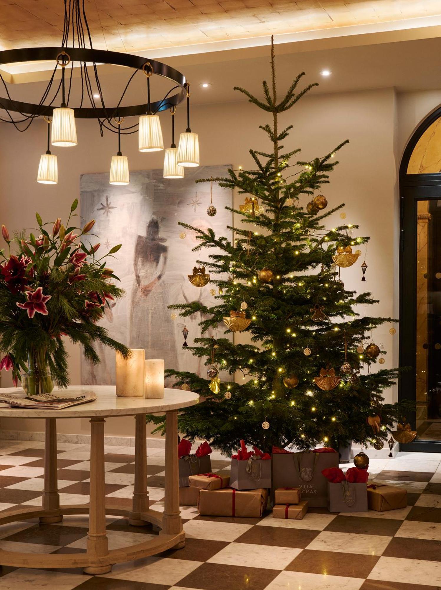 Villa Dagmar 斯德哥尔摩 外观 照片 A Christmas tree